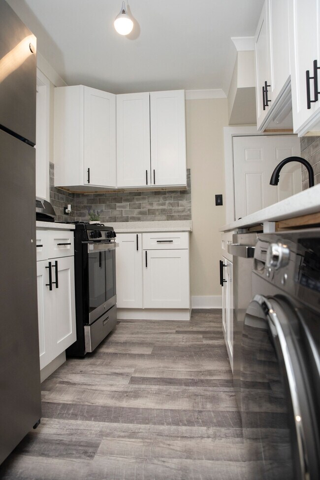 Photo - 3837 N Greenview Ave Unidad GDN