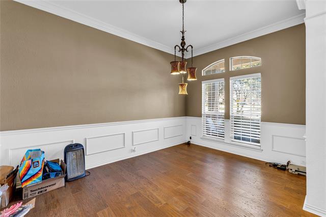 Photo - 4937 Bellflower Way