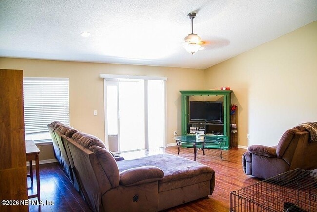 Photo - 11542 Wandering Pines Trail W