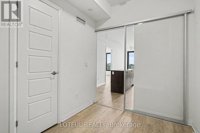 Photo - 1415 Dundas St E Unit 510
