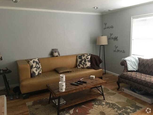 Building Photo - 1828 E 1700 S Rental