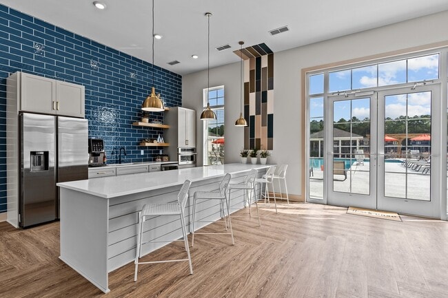 Clubhouse Community Kitchen