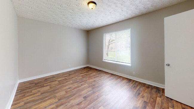 Northfield Manor Apartments