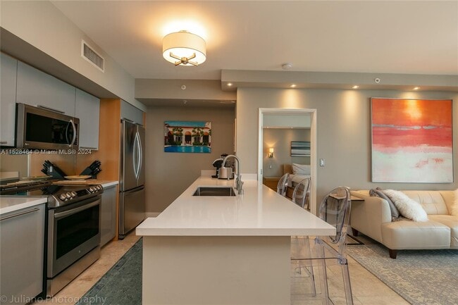 Photo - 17555 Atlantic Blvd Unit 1005