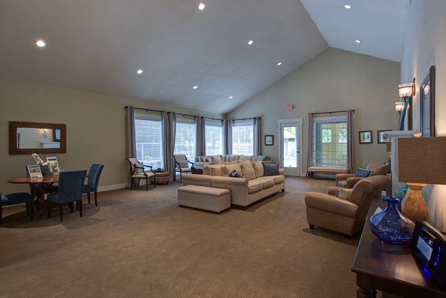 Commons at Avalon Park Apartments