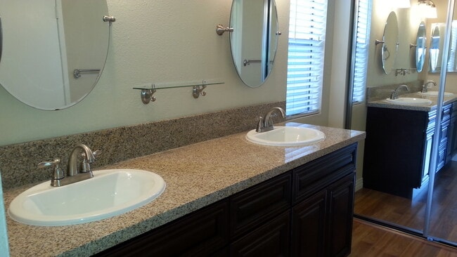 Photo - 2812 Newcastle Way Unit n/a