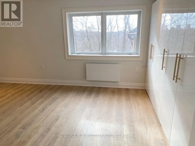Photo - 172 Humbercrest Blvd Unit Main Fl