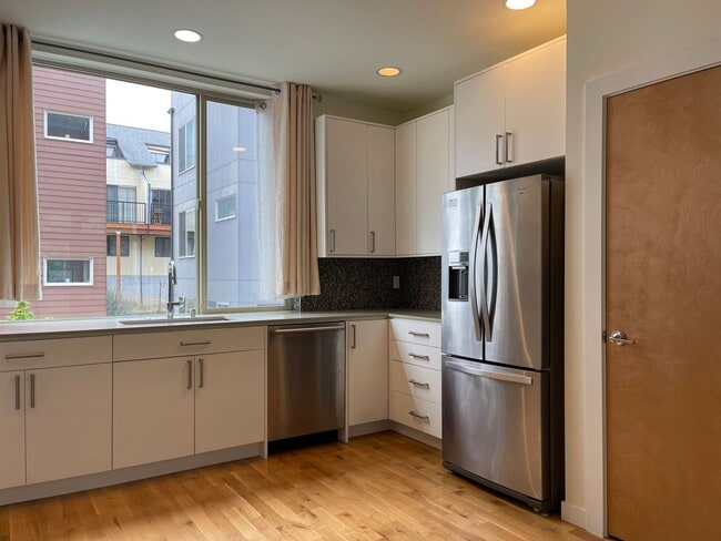 Photo - 2311A 48th Ave SW