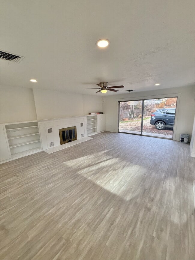 Photo - 288 W Diagonal #A 3 Bed/2 Bath Unit A