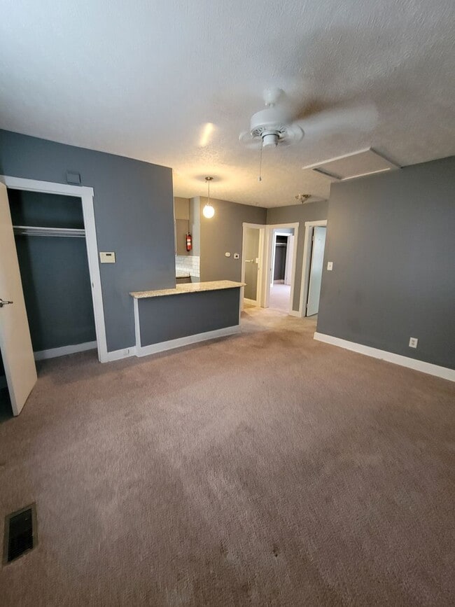 Building Photo - 866-868 Ellsworth Avenue Unit 866 Rental
