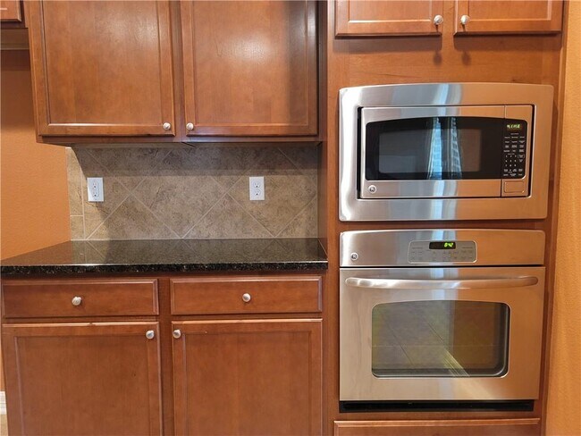 Photo - 1901 Woodhaven Ct