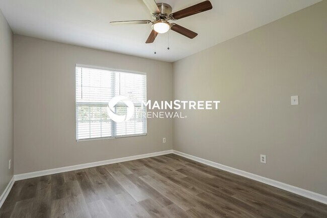 Photo - 3 Bedroom Pet-Friendly Home in Raleigh, NC with Main Street Renewal