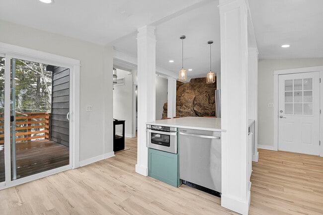 Photo - 45 Lodgepole Dr