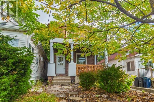 Photo - 433 Woodfield Rd.