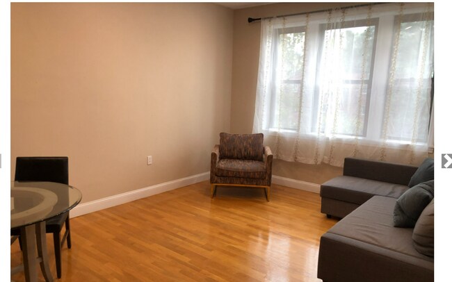 Photo - 2021 Commonwealth Ave Unit D
