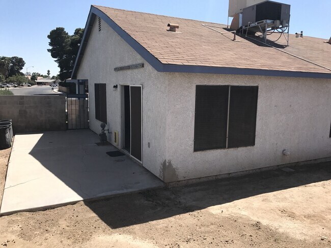 Photo - Single Story - One Car Garage