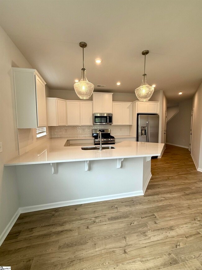 Photo - 141 Gervais Cir