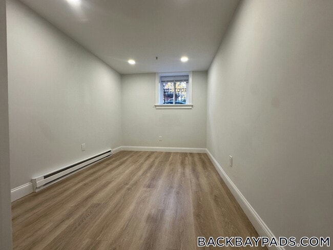 Photo - 529 Beacon St Unit 4