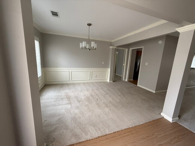 Photo - 2350 Walnut Tree Ct NE