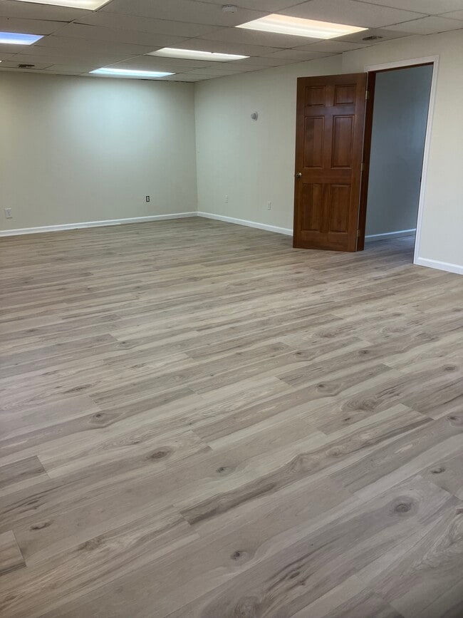 Sweet Thursday LLC/Crown Building - Sweet Thursday LLC/Crown Building Casa
