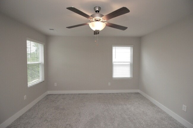 Photo - 35 Beachley Pl