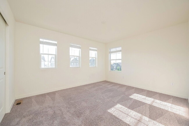 Photo - 6325 Stablecross Trl