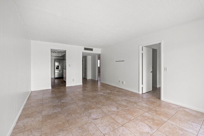 1166 6th Ave Unit Tropic Groves