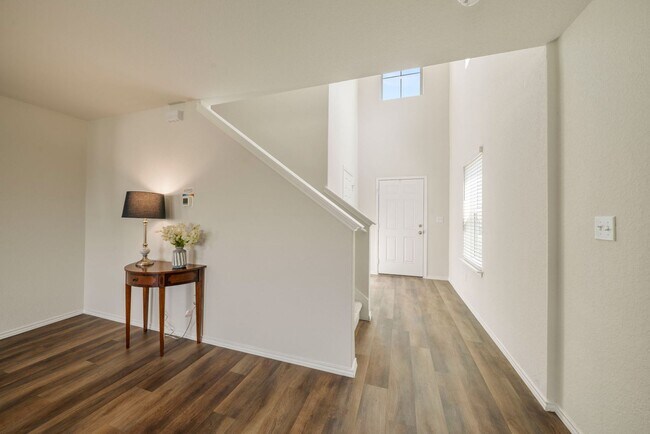 Photo - 13766 Prospector Post