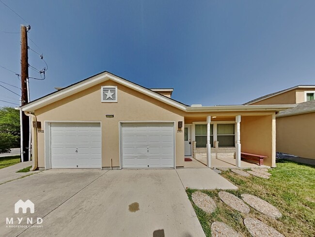 Building Photo - 3202 Eisenhauer Rd