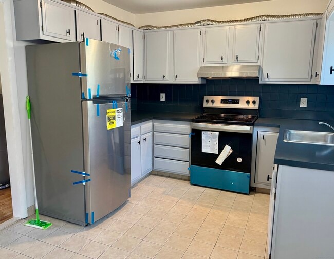 Photo - 20 N Taylor Ave