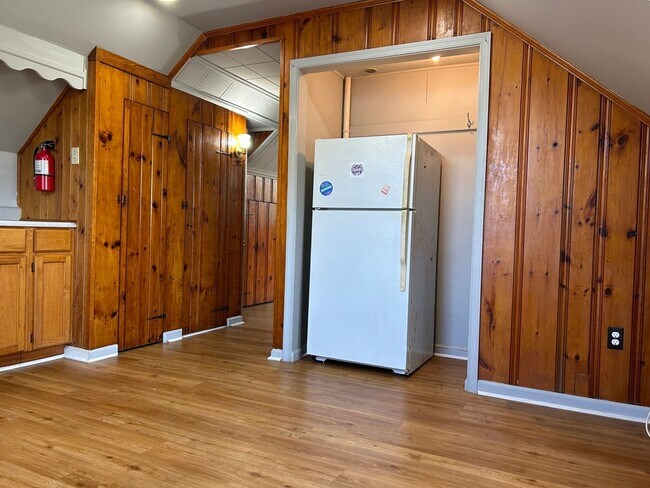 Photo - 66 Tunis Ave Unit 66 Tunis Ave 2nd Floor