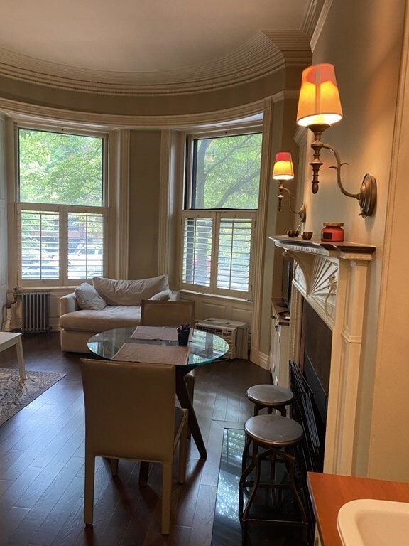 *Las imágenes son ejemplos representativos de la unidad anunciada. En algunos casos, las unidades reales que reciba pueden variar. - 259 Marlborough St Unidad 3