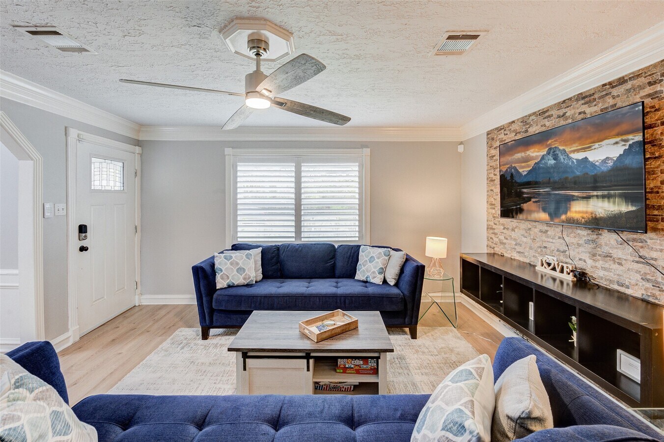 Photo - 1207 Archer St