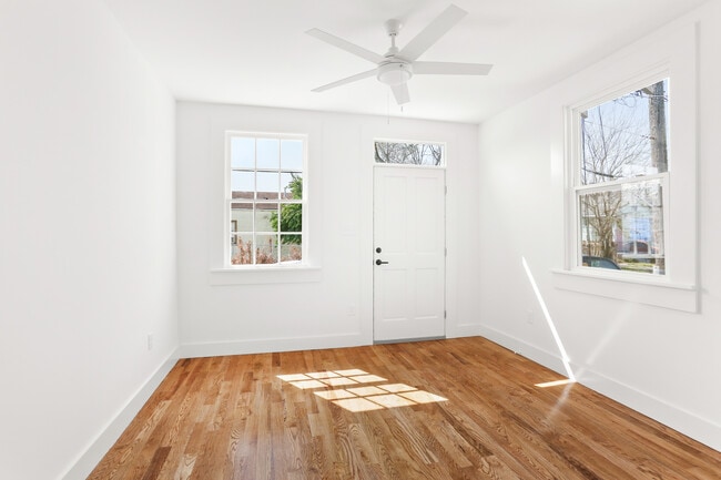 Photo - 8707 Green St Unit 1