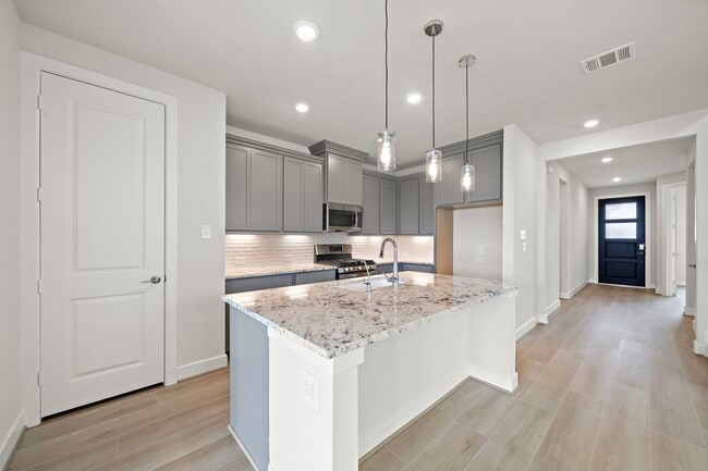 Photo - 21531 Eads Crk Dr