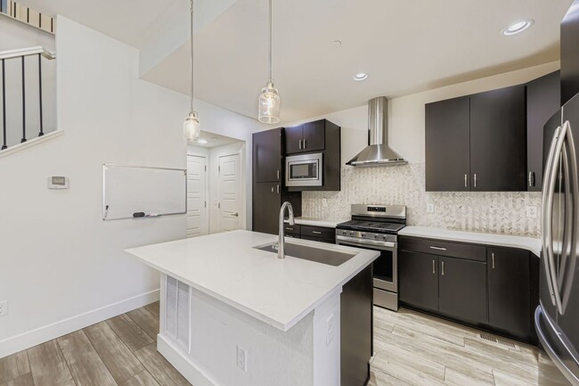 Photo - 2234 Central Pk Wy