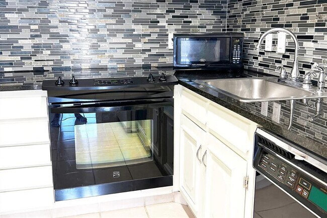 Photo - 1122 Colorado St Unit 1101