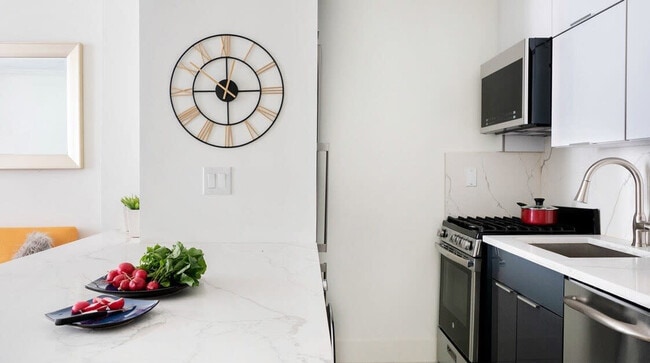 Photo - 1597 York Ave Unit FL3-ID1021934P