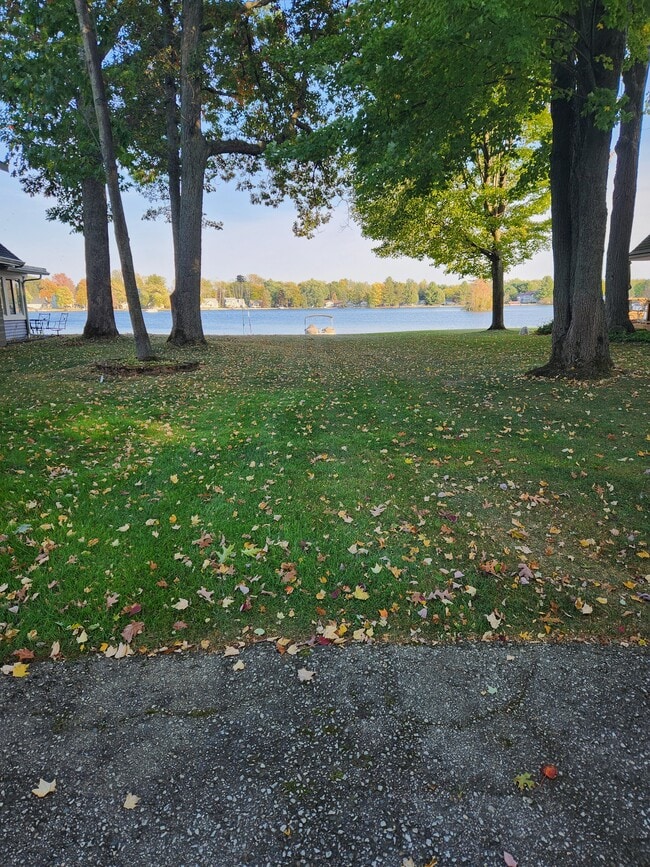 Photo - 10905 1st St