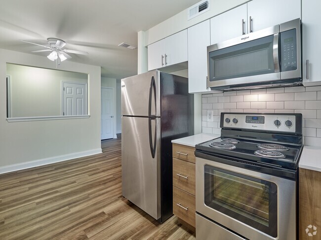 Upgraded Kitchen Finishes - Phoenix View Rental