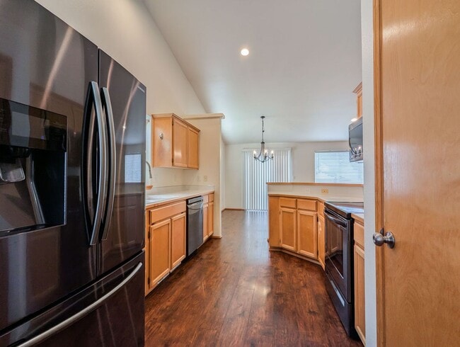 Photo - Beautiful 3 bed, 2 bath Rambler with fully...