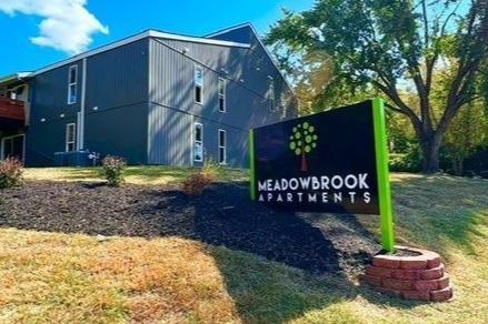 Meadowbrook Apartments - Meadowbrook Apartments