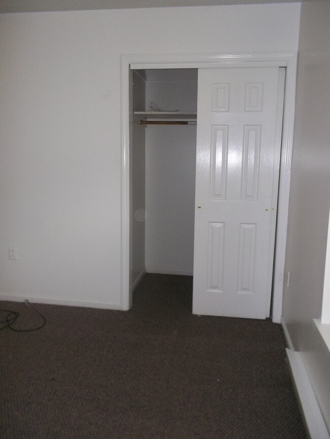 Photo - 1424 Thomaston Ave Unit #6