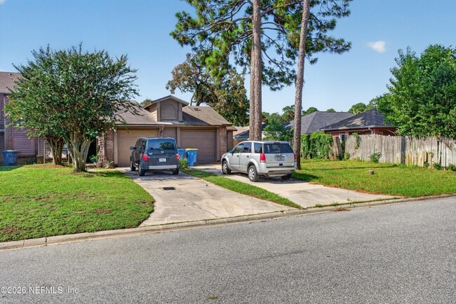 Photo - 8010 International Village Dr