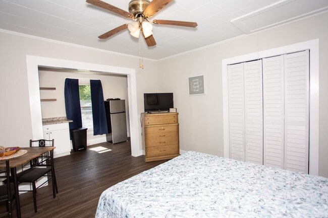 Photo - 111 Summit St