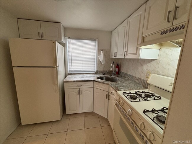 Photo - 528 Cameron St