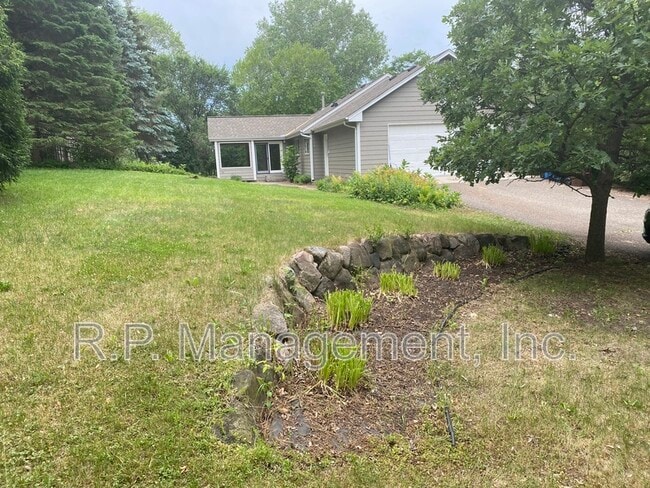 Photo - 4626 Linnea Ln