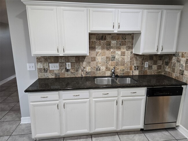 Photo - 24202 Bar Kay Ln