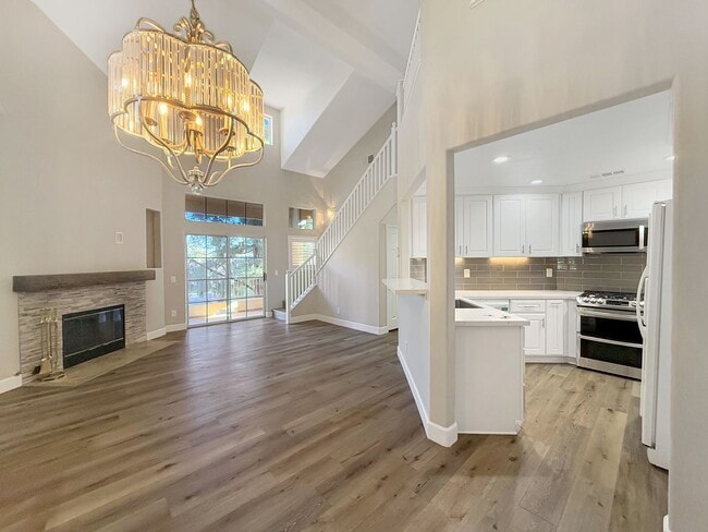 Photo - Great 2B/2BA + Loft Townhome in Carmel Mountain Ranch!