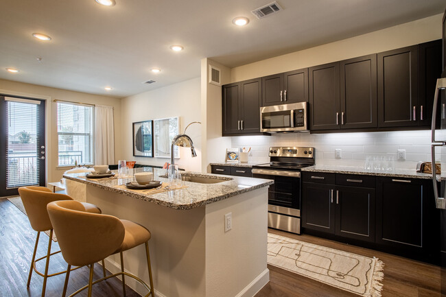 Building Photo - West End Rental